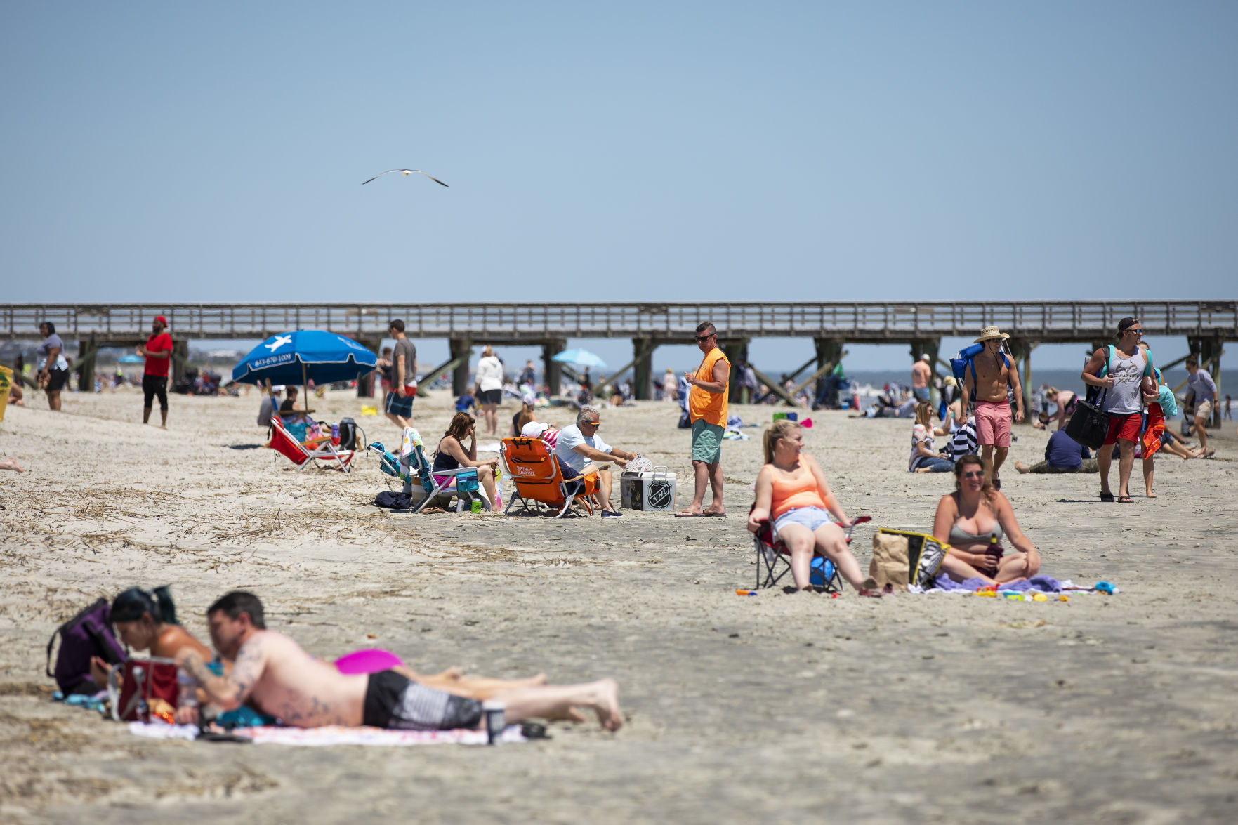 beachgoers 2.jpg (copy)